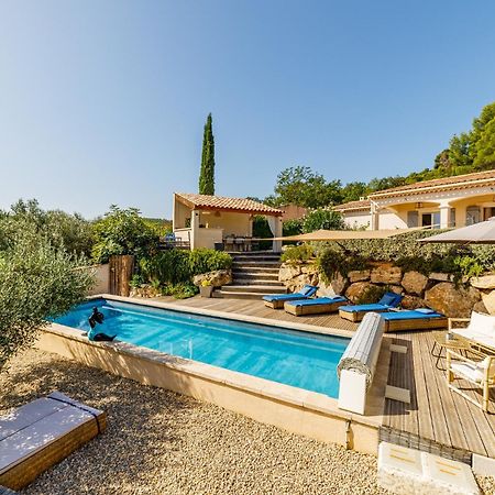 Bed and Breakfast O Patio Du Mas Callas Exterior foto